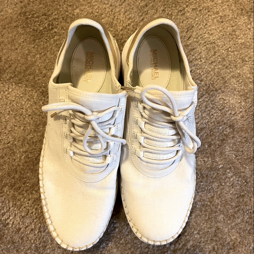Michael Kors Canvas sneakers. Size 9
